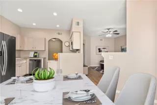 Photo #4: 2580397 Listing 