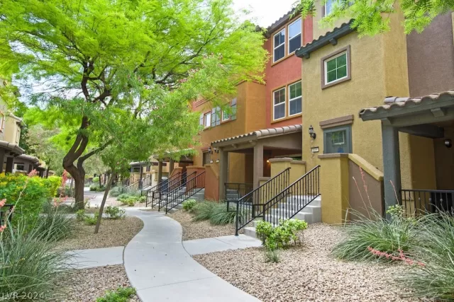 MLS: 2580420 Condo For Sale