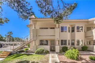 Photo #1: 2580441 Listing