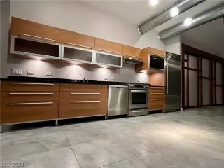 Photo #2: 2580446 Listing 