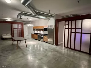 Photo #3: 2580446 Listing 