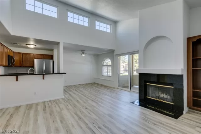 MLS: 2580499 Condo For Sale