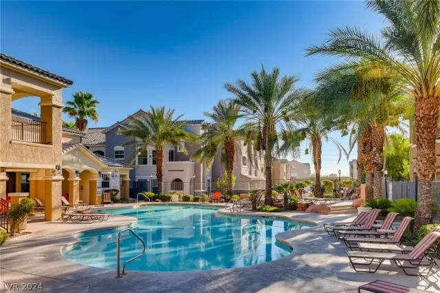 MLS: 2580503 Condo For Sale