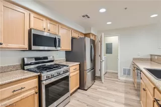 Photo #1: 2580503 Listing 