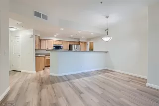 Photo #6: 2580503 Listing 