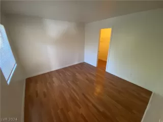 Photo #5: 2580510 Listing 