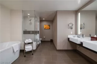 Photo #6: 2580514 Listing