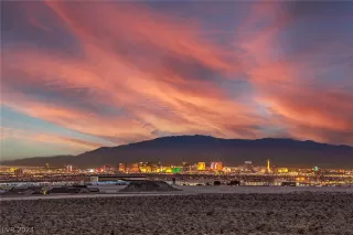 Photo #5: 2580533 Listing 