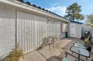 Photo #4: 2580543 Listing