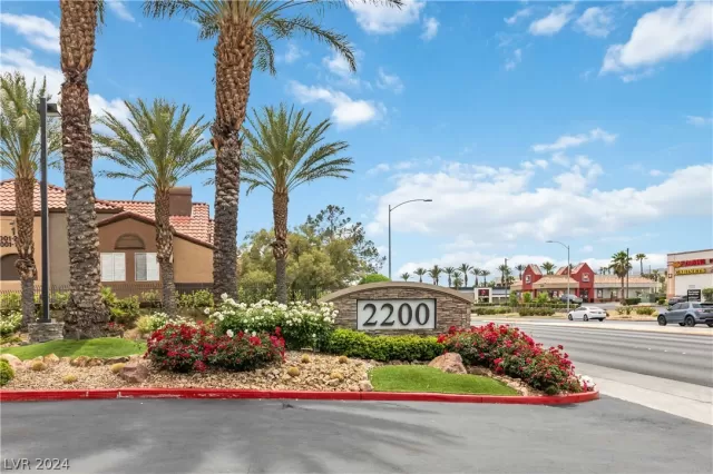 MLS: 2580546 Condo For Sale