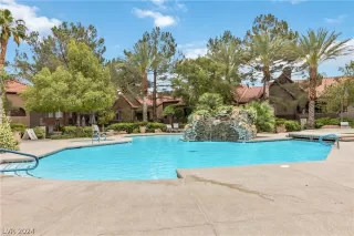 Photo #2: 2580546 Listing 