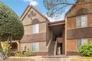 Photo #6: 2580546 Listing 