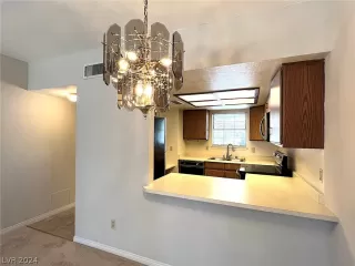 Photo #6: 2580558 Listing 