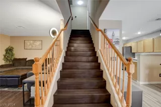 Photo #6: 2580620 Listing