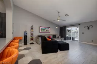 Photo #3: 2580626 Listing 