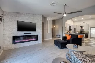 Photo #5: 2580626 Listing 