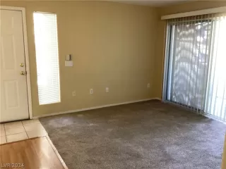 Photo #5: 2580636 Listing 