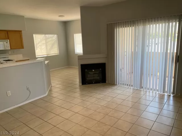 MLS: 2580640 Condo For Sale