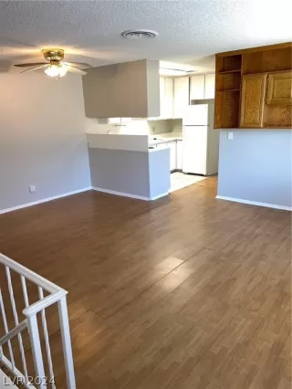 Photo #3: 2580642 Listing 