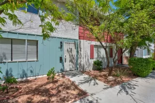 Photo #2: 2580646 Listing