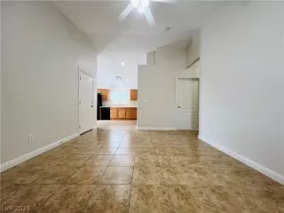 Photo #2: 2580654 Listing 