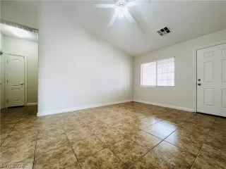 Photo #6: 2580654 Listing 