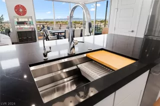 Photo #6: 2580655 Listing 