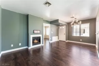 Photo #1: 2580681 Listing 