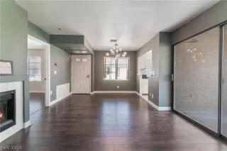 Photo #2: 2580681 Listing 