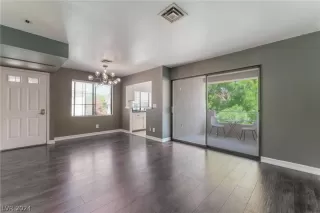 Photo #3: 2580681 Listing 