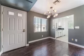 Photo #4: 2580681 Listing 