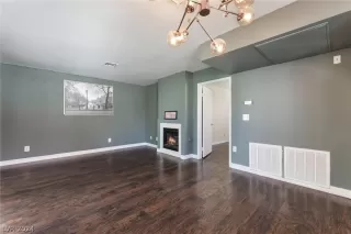 Photo #5: 2580681 Listing 