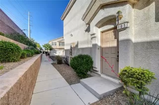 Photo #4: 2580692 Listing