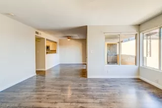 Photo #1: 2580708 Listing