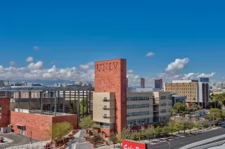 Photo #2: 2580708 Listing