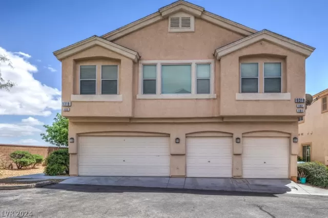 MLS: 2580747 Condo For Sale