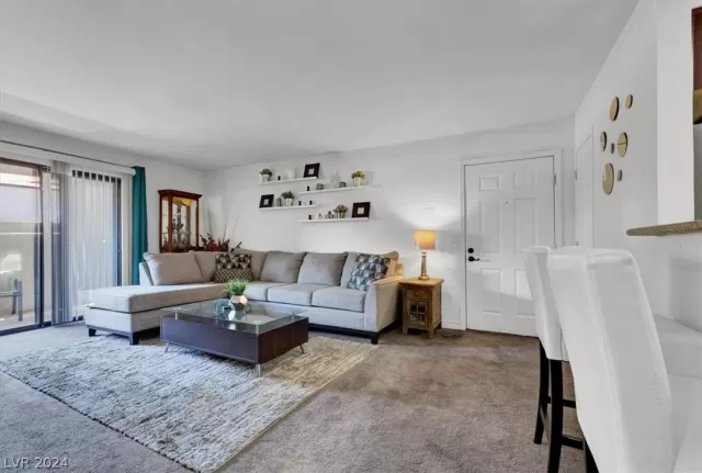 MLS: 2580796 Condo For Sale