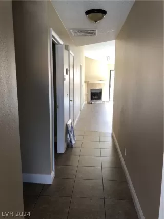 Photo #5: 2580800 Listing 