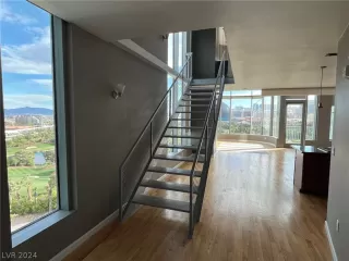 Photo #1: 2580801 Listing 