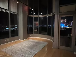 Photo #5: 2580801 Listing 