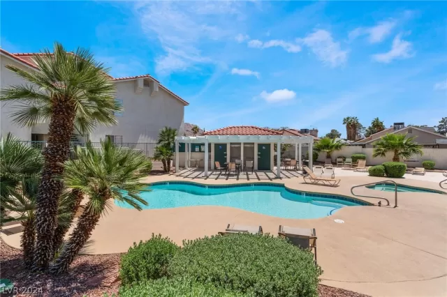 MLS: 2580804 Condo For Sale