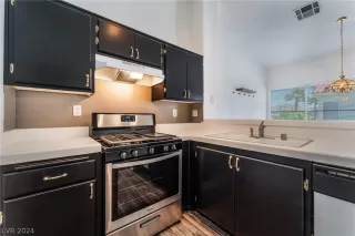 Photo #4: 2580804 Listing 