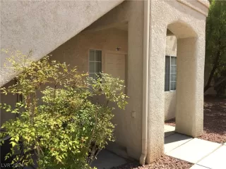 Photo #5: 2580807 Listing 