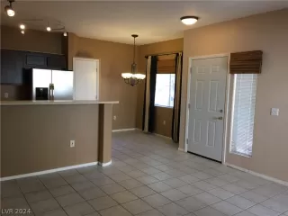 Photo #6: 2580807 Listing 