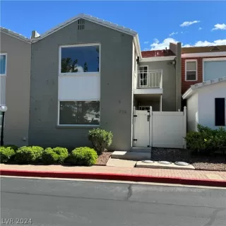 Photo #1: 2580818 Listing 
