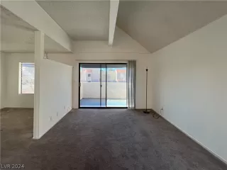 Photo #2: 2580834 Listing 