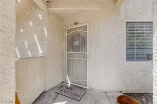 Photo #4: 2580863 Listing