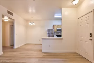 Photo #4: 2580864 Listing 