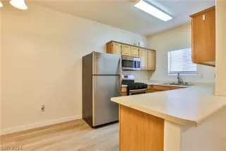 Photo #5: 2580864 Listing 