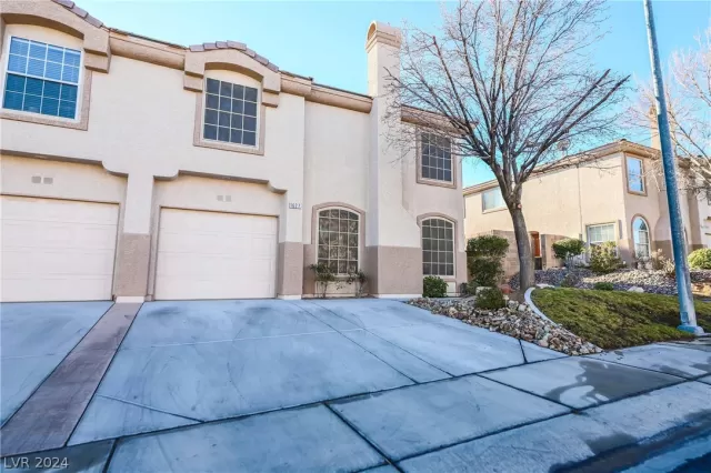 MLS: 2580876 Condo For Sale